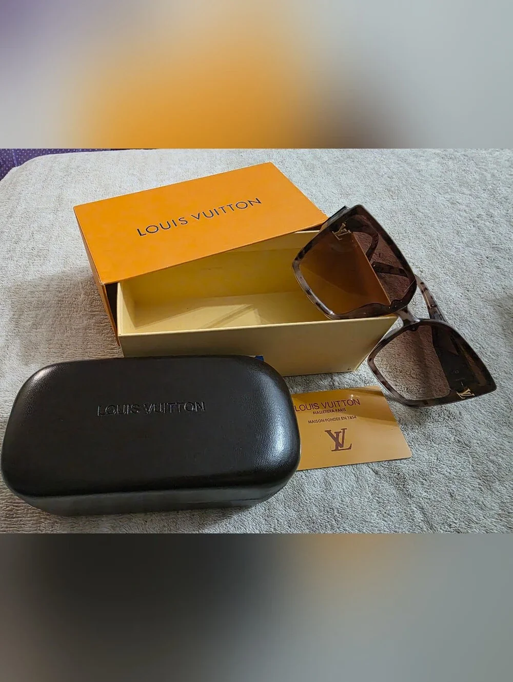 Fashion Brown Gradient Oversized Square Sunglasses